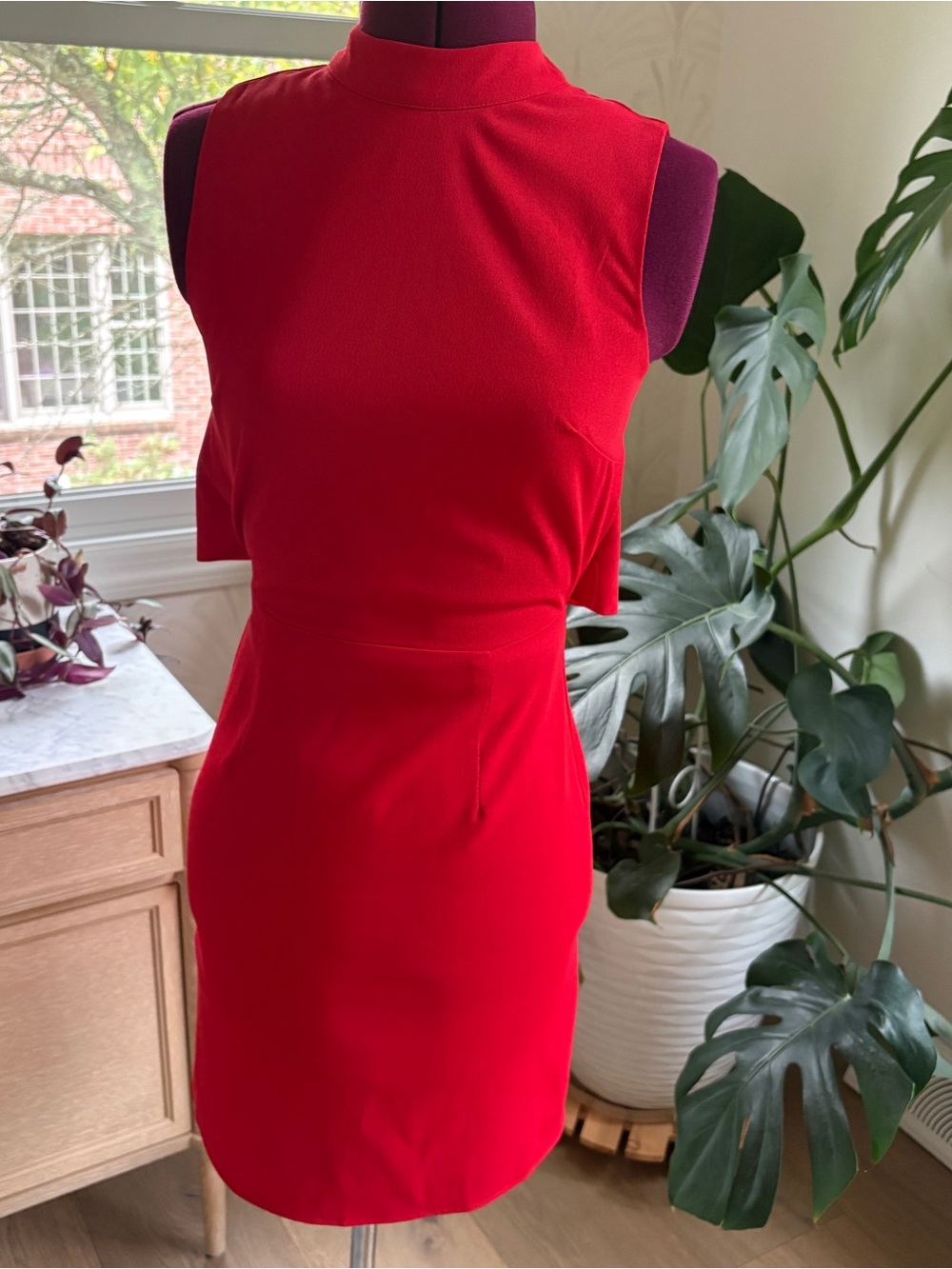 Lulus open back dress xs